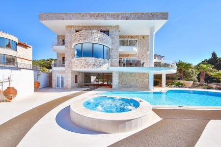 Villa View